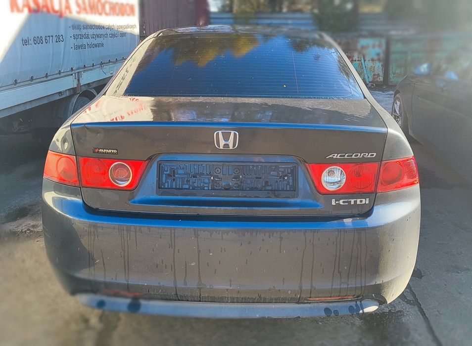 Honda Accord 7 zderzak tył