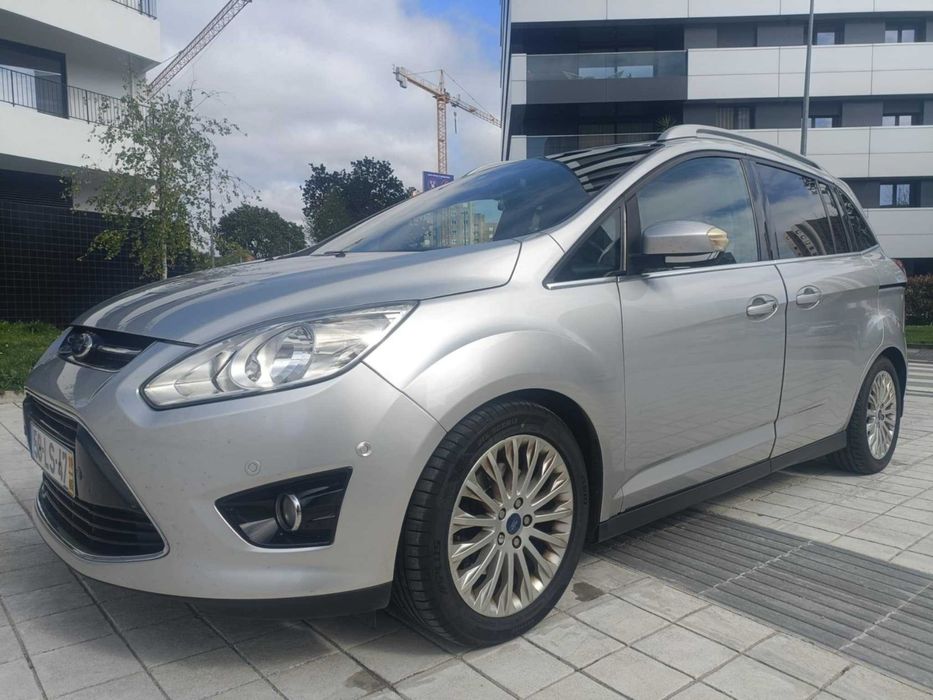 Ford Grand C-Max Titanium 1.6 Diesel | 7 Lugares | Extras | Impecável