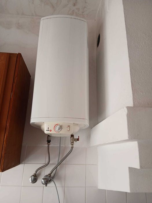 Termoacumulador bom estado