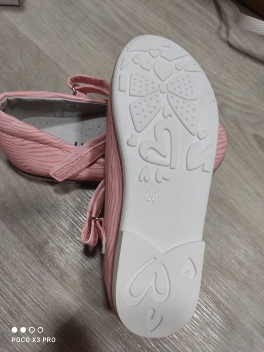 Туфлі босоніжки для дівчинки