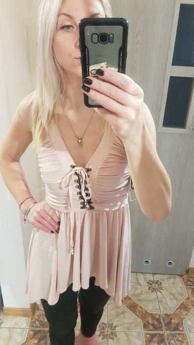 Śliczna tunika pudrowy róż nowa z metka wiązana na biuście sexy kobiec