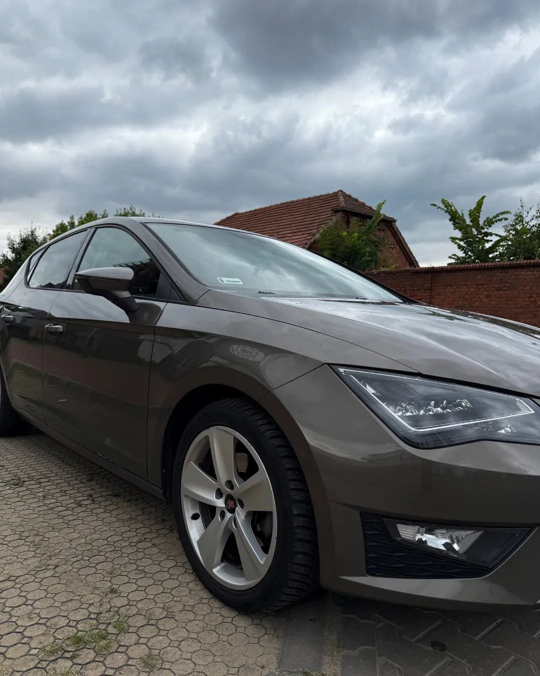 Seat Leon Dynamiczny Seat Leon FR 1.4 TSI (125 KM). Niski przebieg.