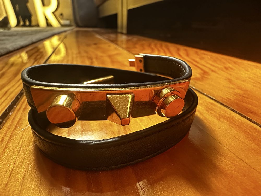 Pulseira Ives Saint Laurent YSL azul c/fecho e picos dourados