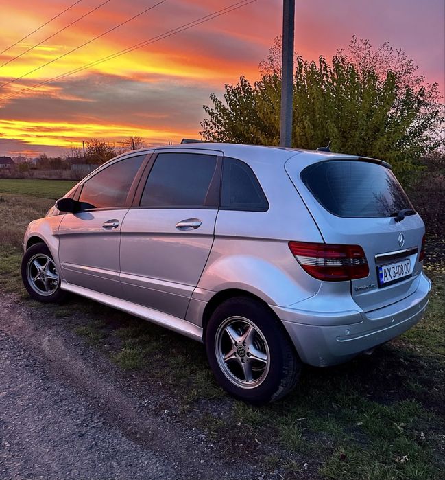 Мерседес В-180 2.0 cdi