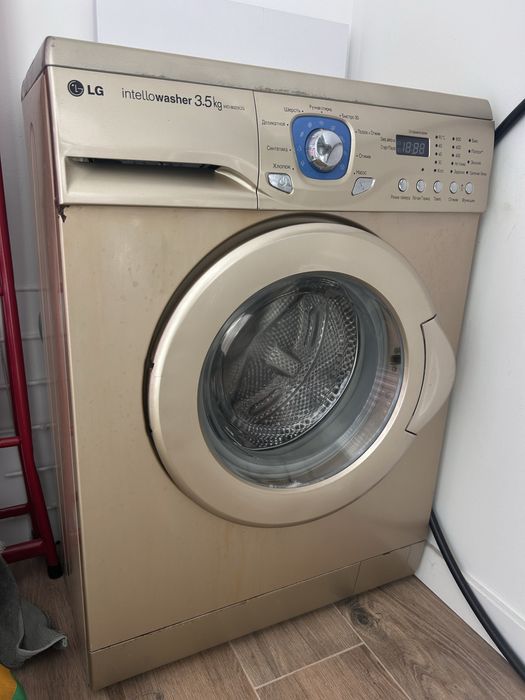 Пральна машина LG Intellowasher 3.5 кг — повністю робоча