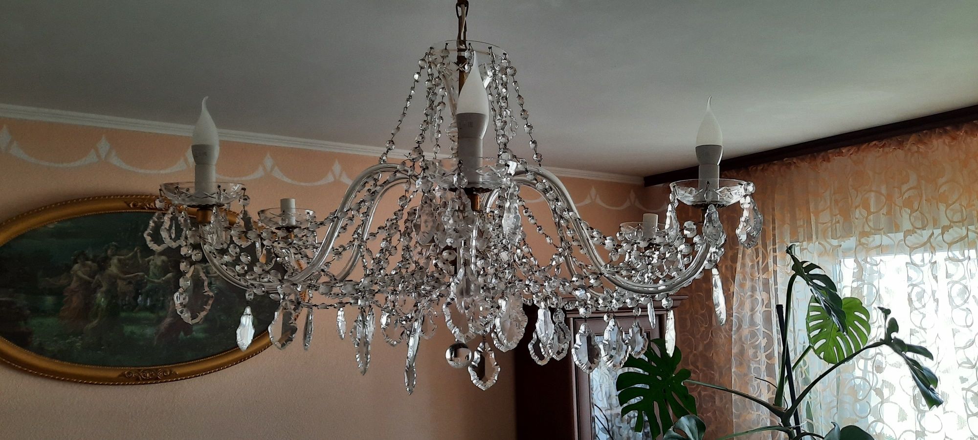 Хрустальная люстра 4000 гр