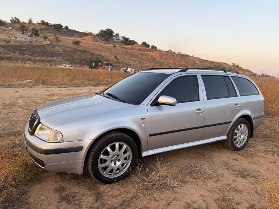 Skoda tour 2002 1.9 tdi
