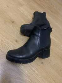 Botins Pretos Aldo