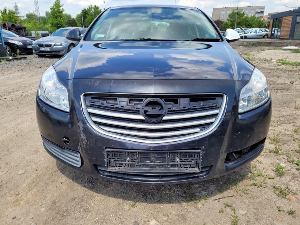 Opel Insignia A zderzak przedni przód