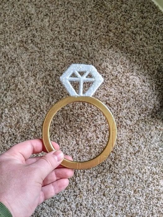 Anel de Casamento Gigante (Adereço)