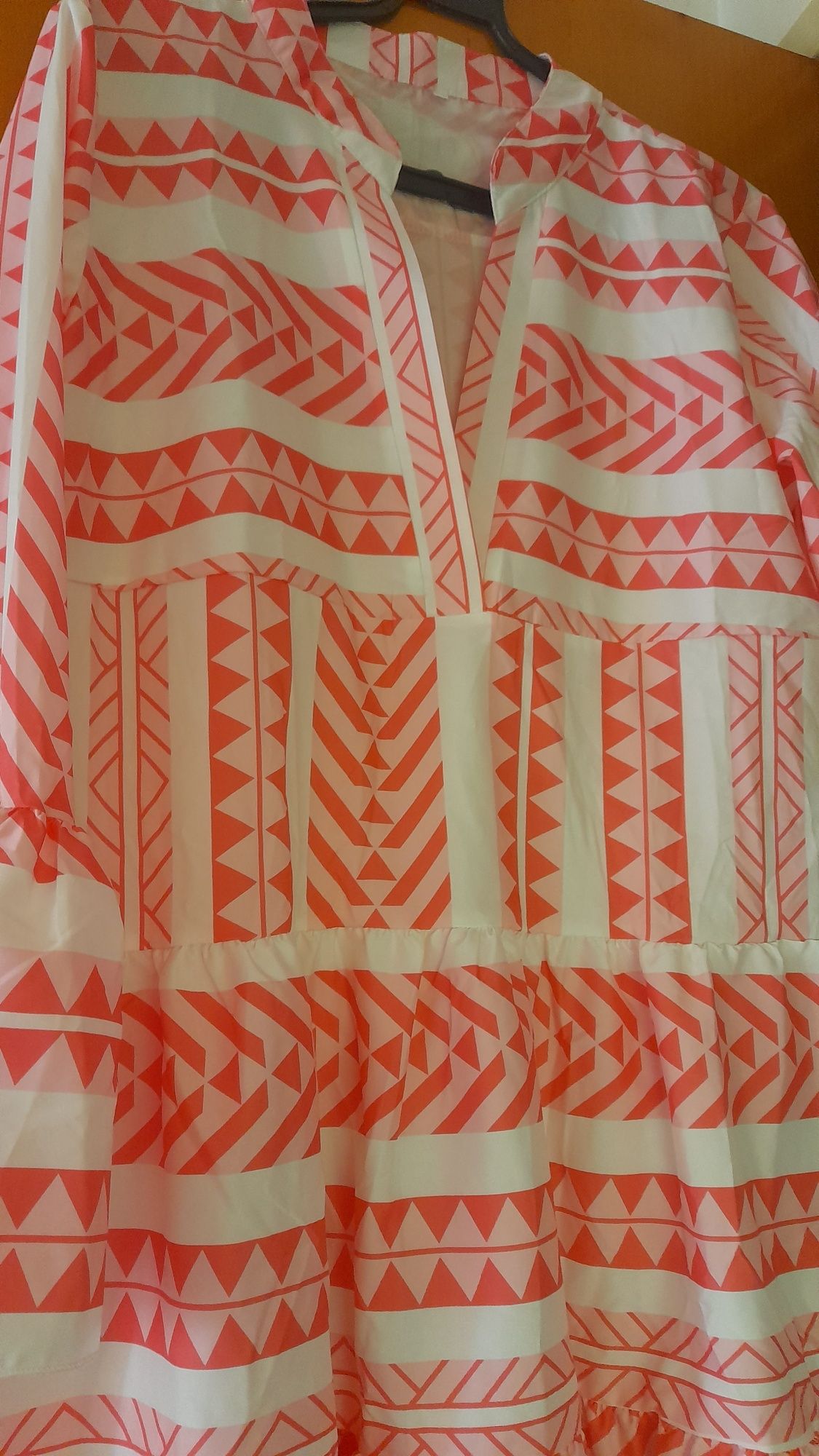 Vestido rosa choc tamanho L / XL. - Artigo Novo sem etiqueta