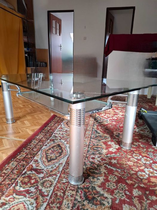 Ława szklana, stolik kawowy prostokątny.