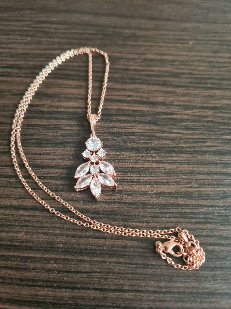 Naszyjnik ślubny Almeria Rose Gold