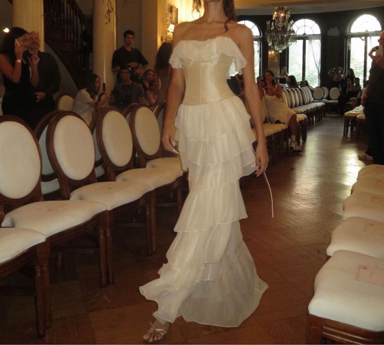 Сукня вечірня з корсетом