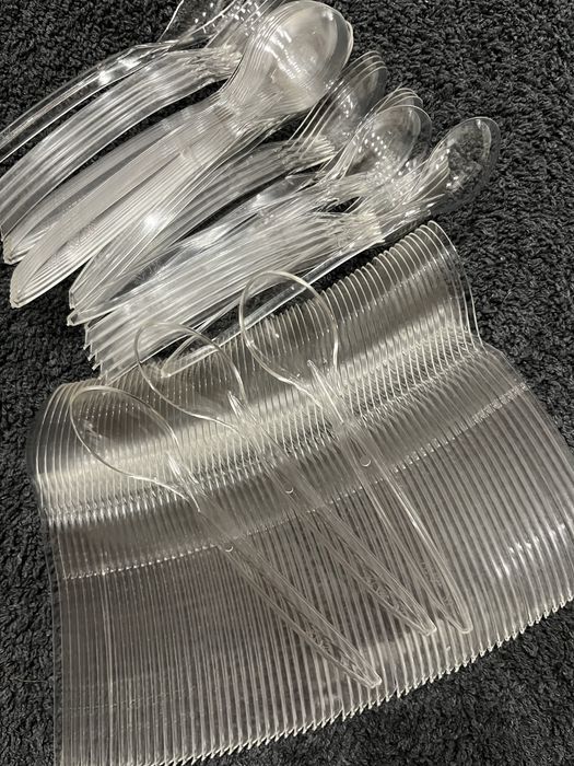 Стаканчики для десертів ,ложечки