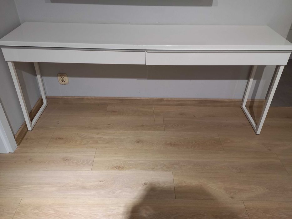 Biurko Ikea Besta Burs lakierowane białe