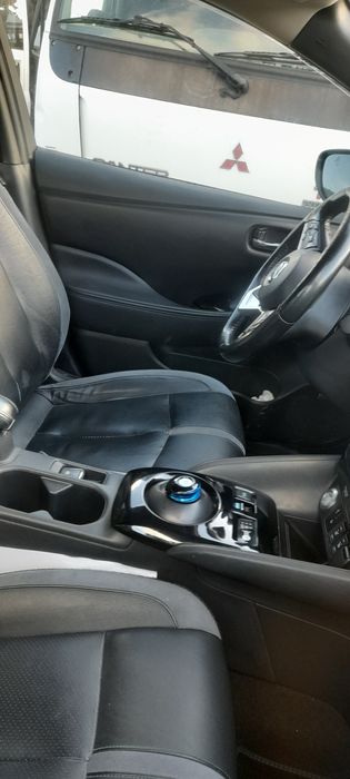 Nissan leaf eletrico 40kw troco