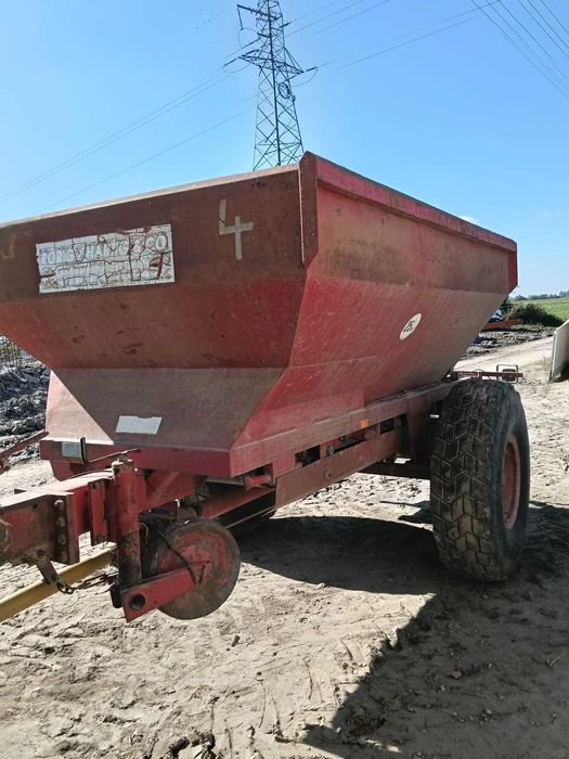 Rozsiewacz do wapna Bredal Wapniarka Import Niemcy
