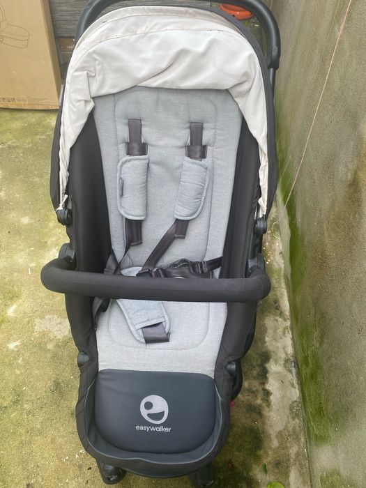 Carrinho de bebé duplo Easywalker Harvey + alcofa