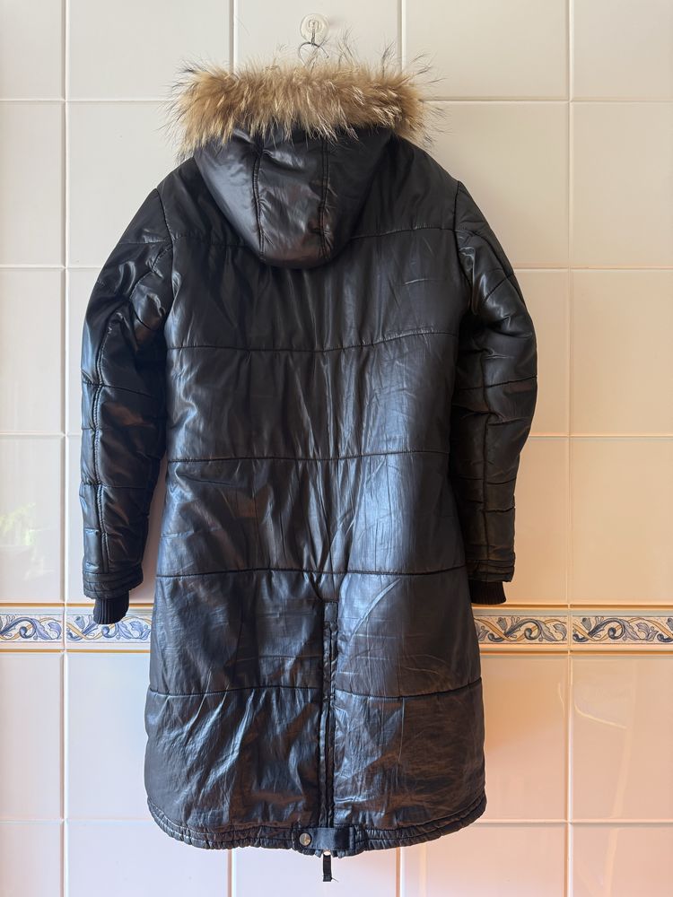 Quispo preto com capuz de pelo Lanidor