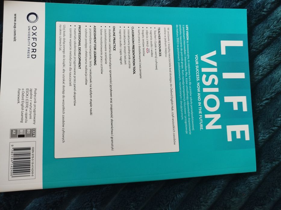 Life vision Teacher's guide with digital pack Intermediate B1