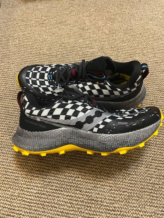 Saucony Men's Endorphin Trail Health Care Professional Shoe