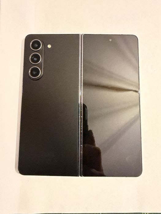 Samsung galaxy Z Fold 5 5G  256GB