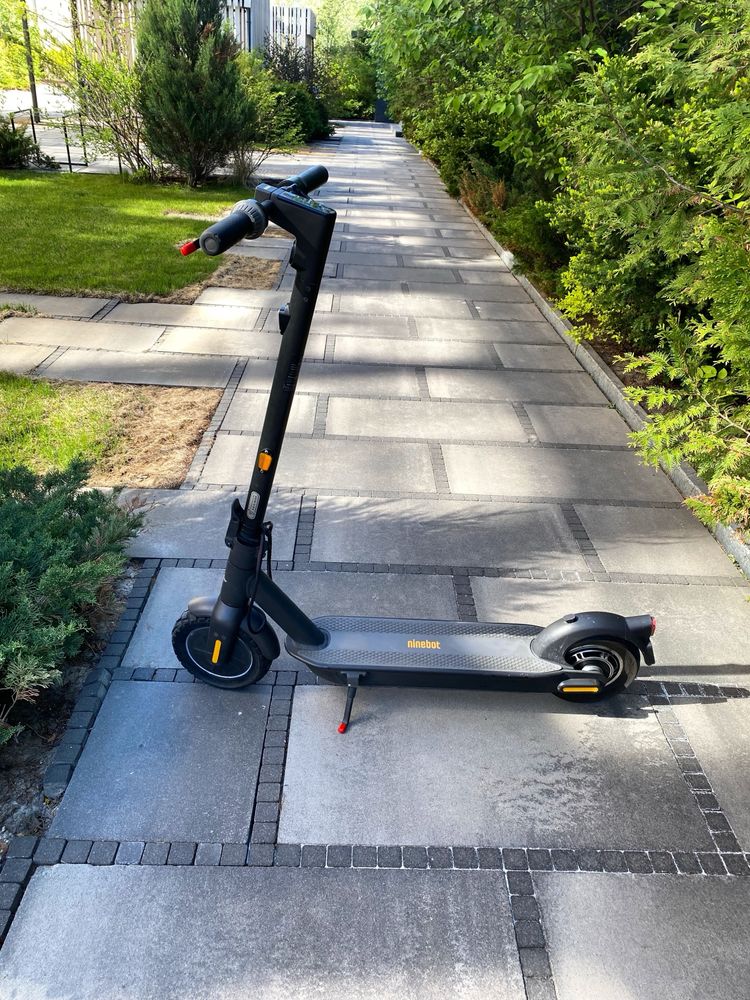 Ninebot Max G30 2WD ( повний привід)