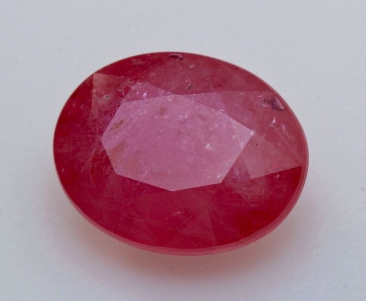 Натуральный рубин 3.19 карат