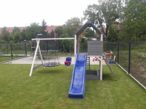 POSEZONOWA OBNIŻKA Kompletny Plac zabaw drewniany domek