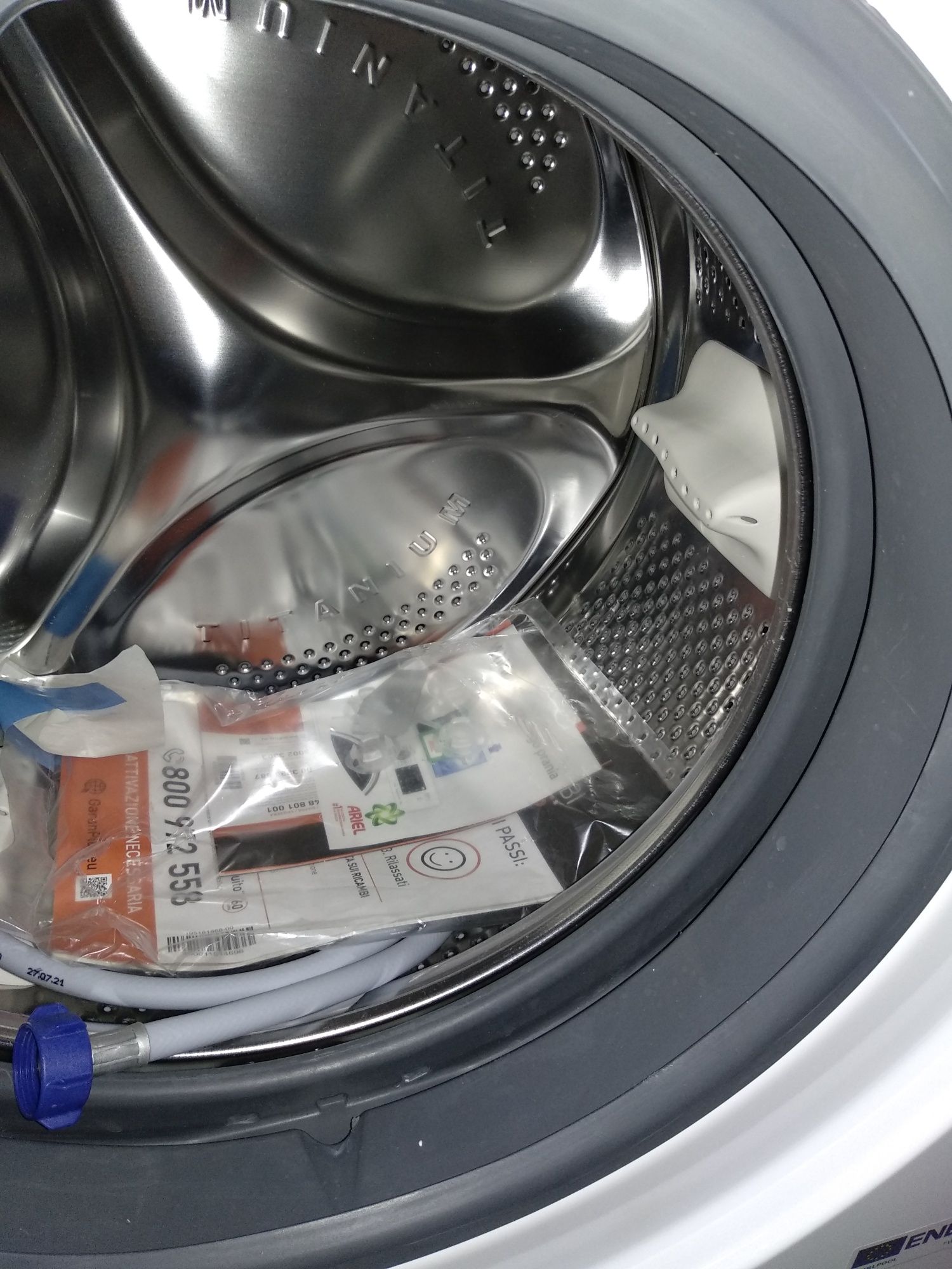 OUTLET Janki ul Wspólna 6 Pralka Whirlpool FWSD 81283 BV PL N