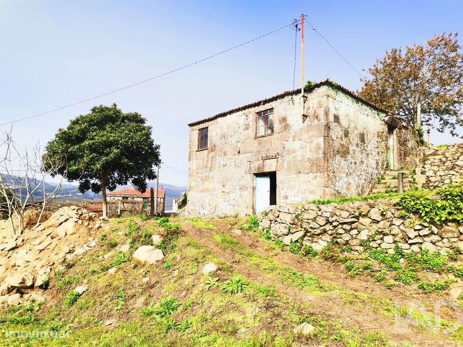 Casa / Villa T3 em Vilela, São Cosme e São Damião e Sá de 597,00 m2