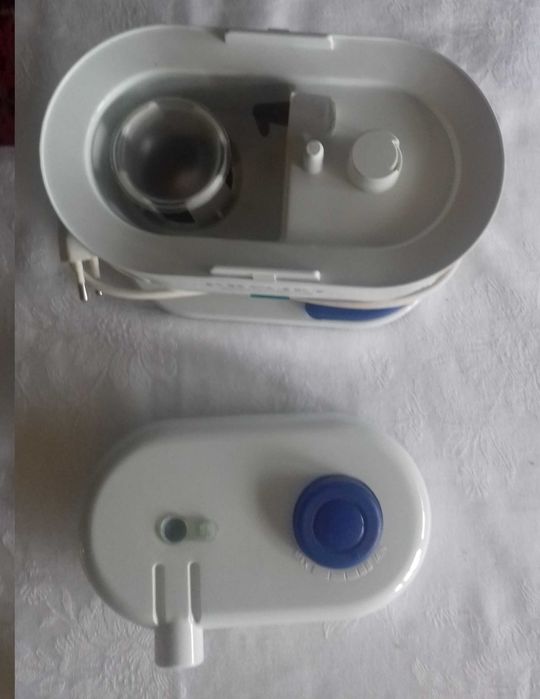 Aparelho para aerossolterapia por ultrassom "Artsana"