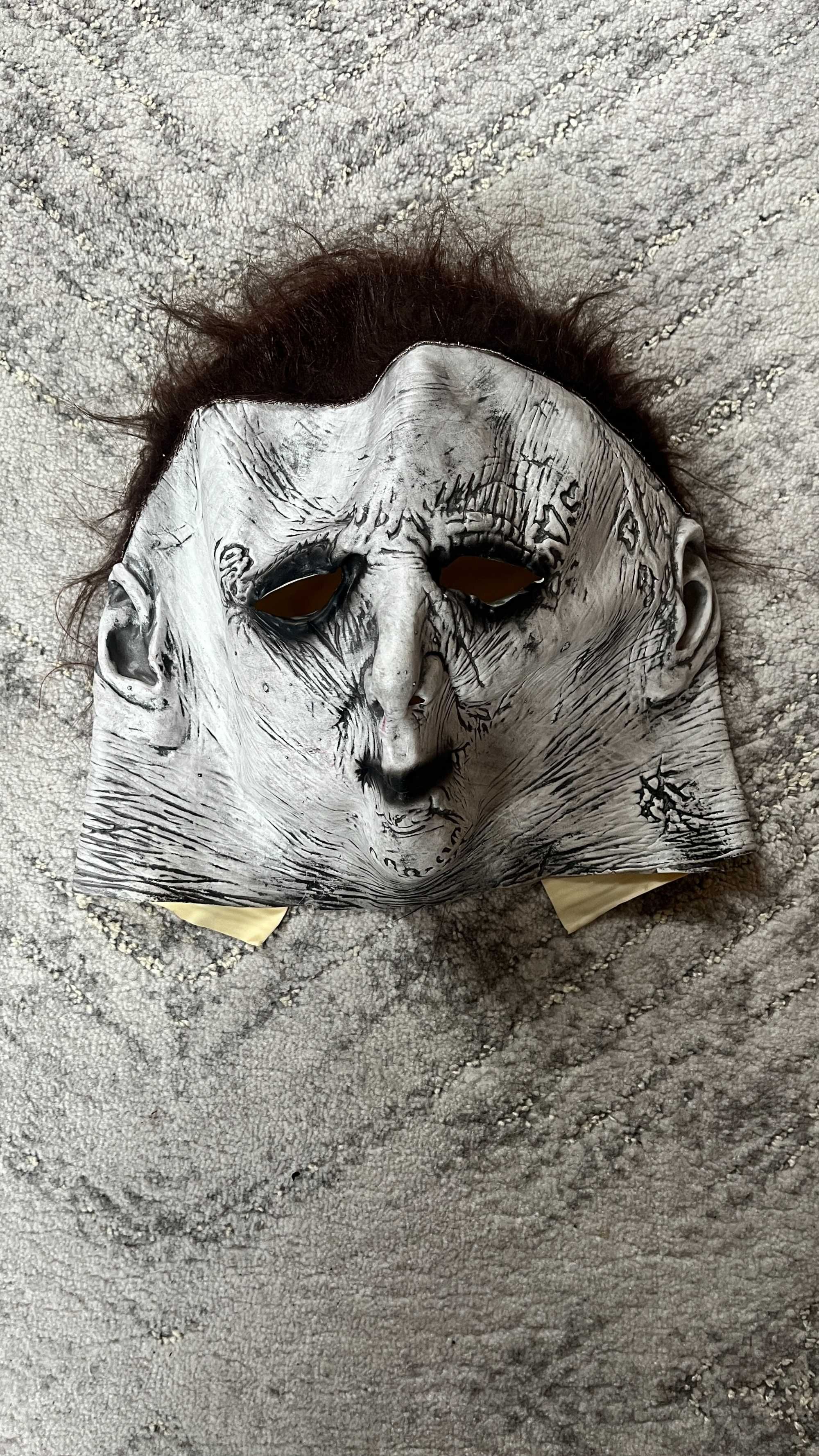 Sprzedam kostium Michaela Myersa z filmu "Halloween" – raz używany!