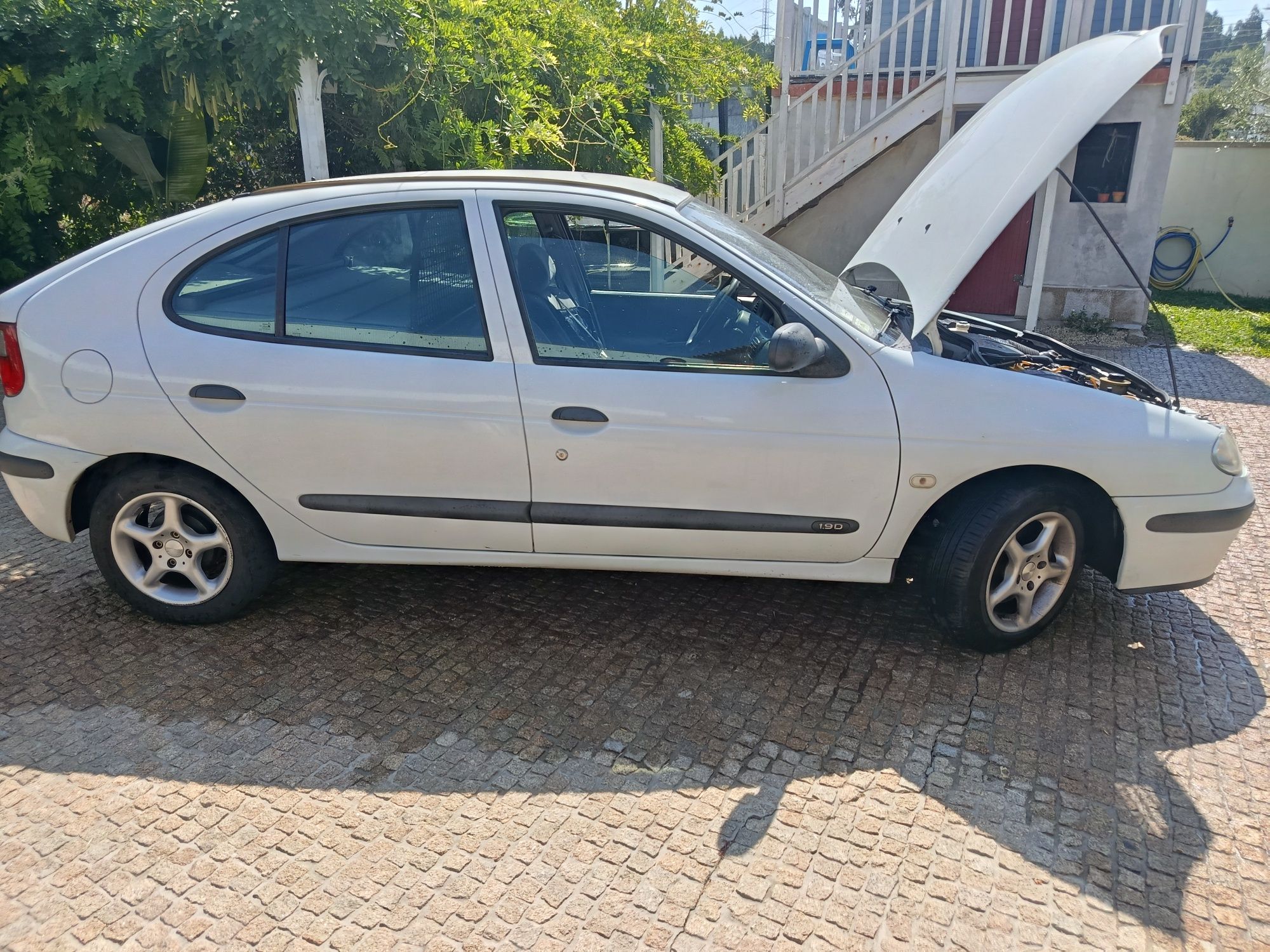 Renault Mégane 1.9D 64cv