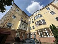 Продам  хорошенькую  квартиру  у самому ЦЕНТРІ міста!! ТОРГ!
