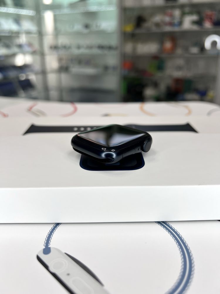 Apple Watch SE 2 44mm Midnight