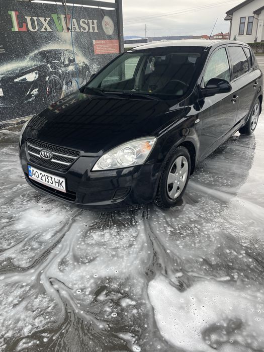 Продам авто  в хорохому стані вкладень не потребує