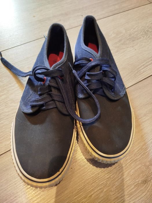 Oddam buty sportowe Jordany ,trampki ,Primark