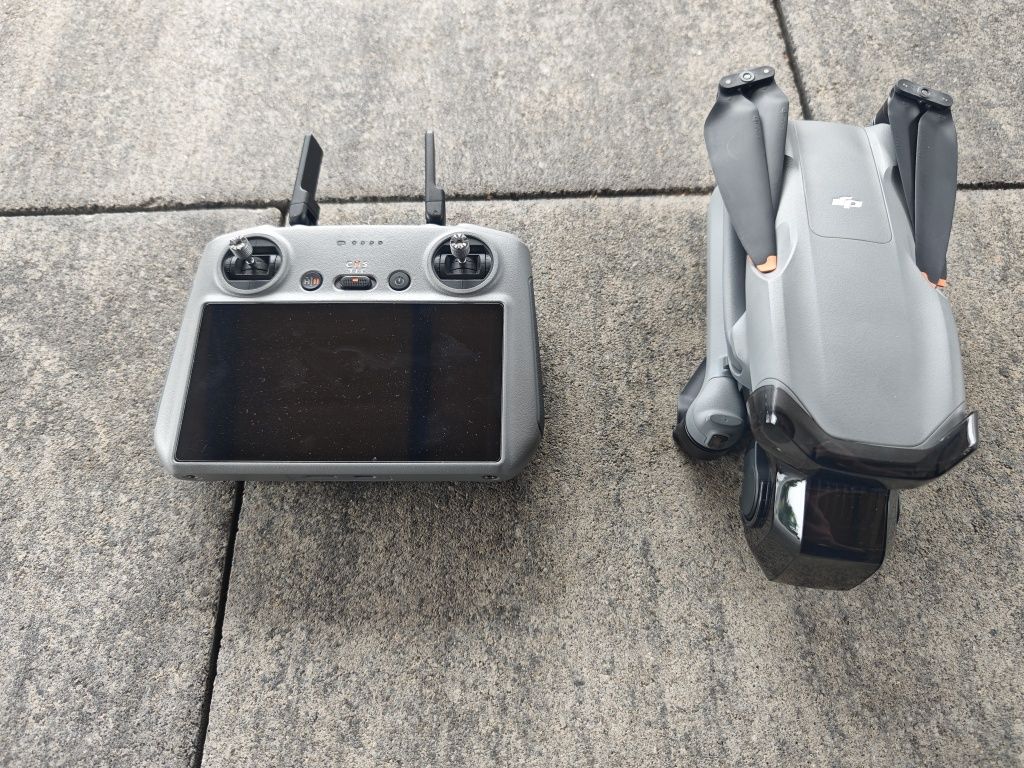 Dji Air3s Kontroler RC2 stan idealny