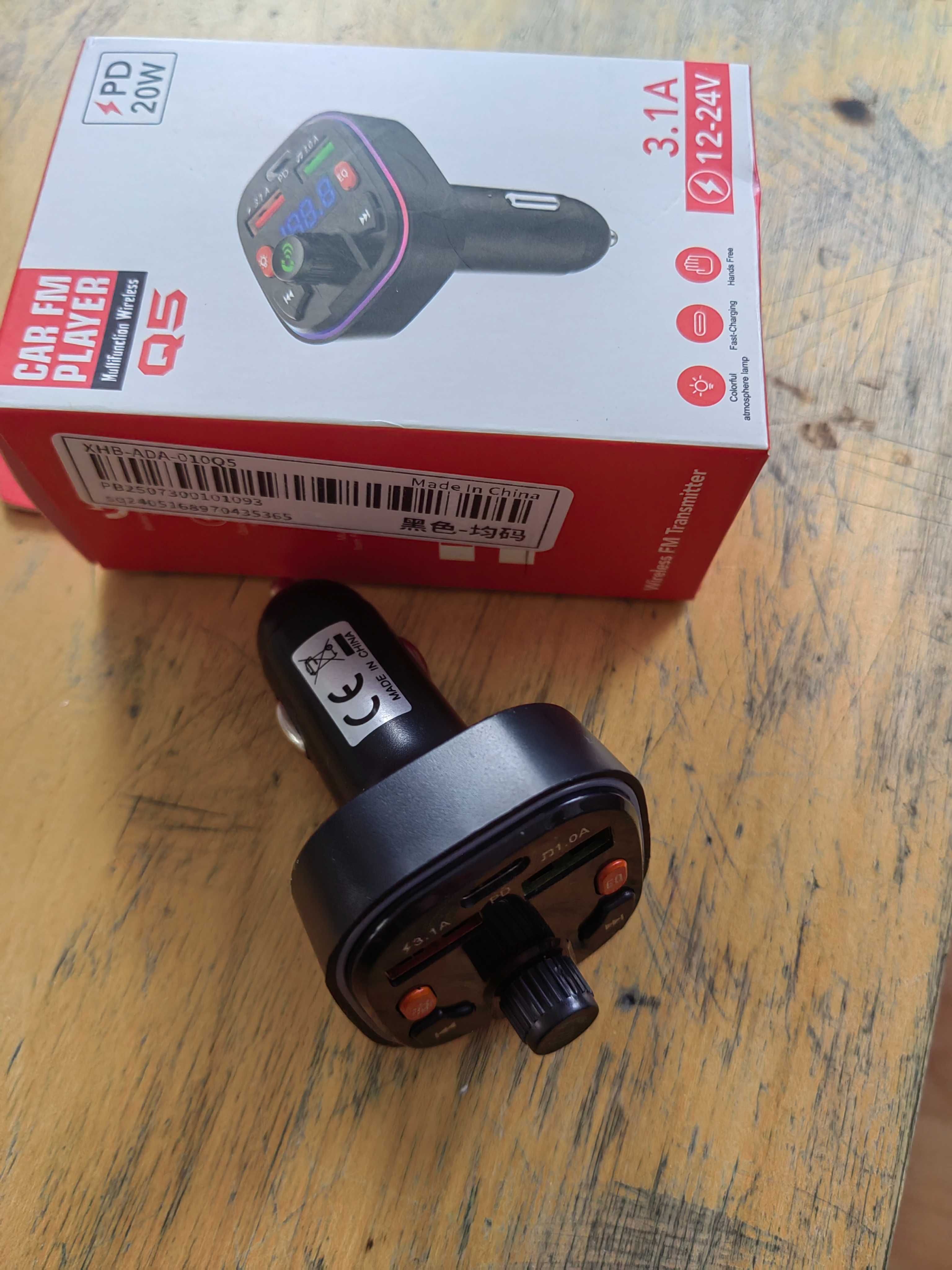 Transmiter samochodowy bluetooth USB Led