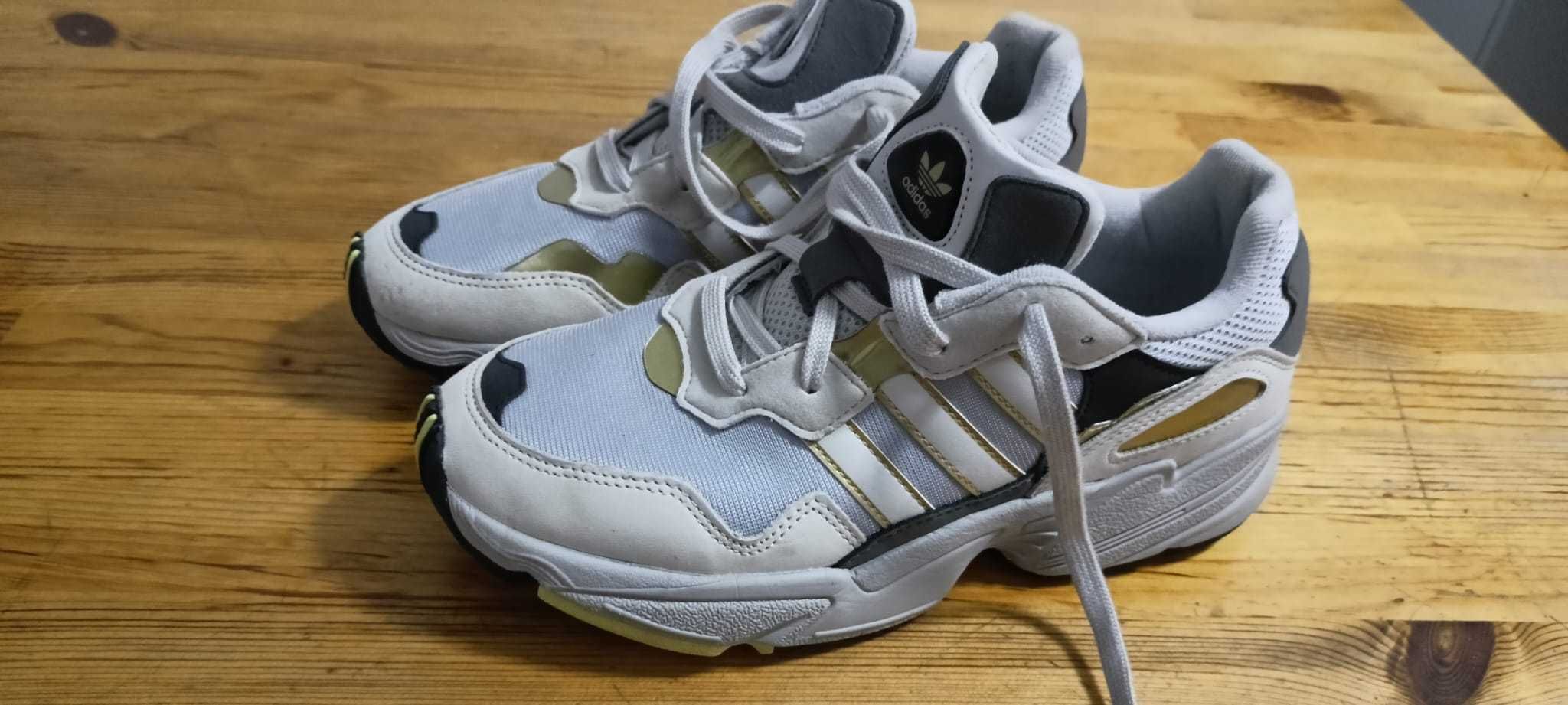 adidas homem usadas uma vez