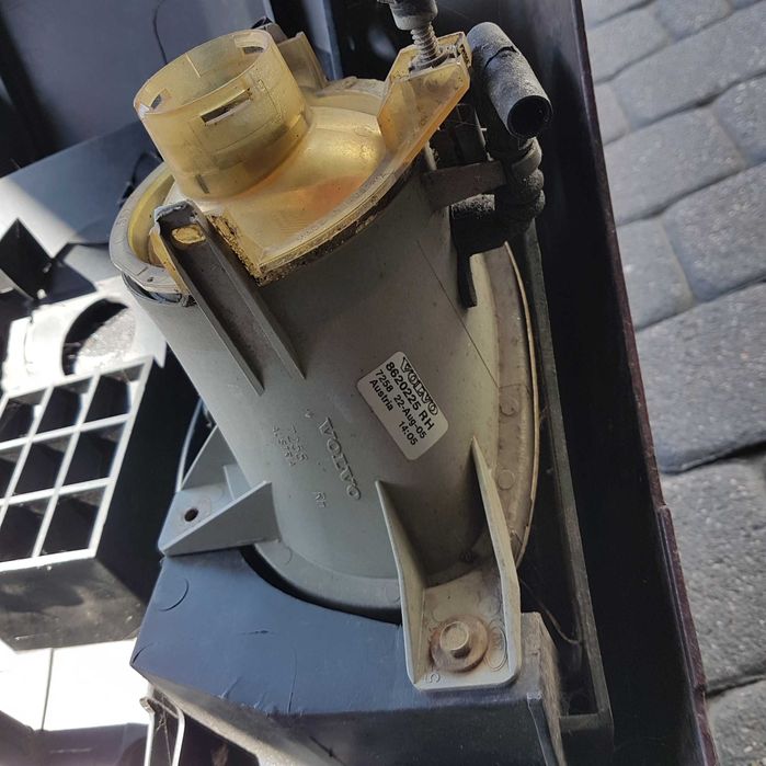 grill logo ramka zderzaka halogen volvo s 80 s b dobry