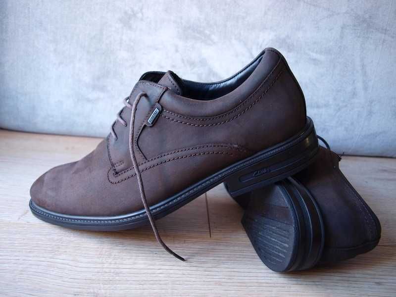 Clarks UK 7 1/2  Eu 41 ( 29,2 cm ) skóra Gore - Tex