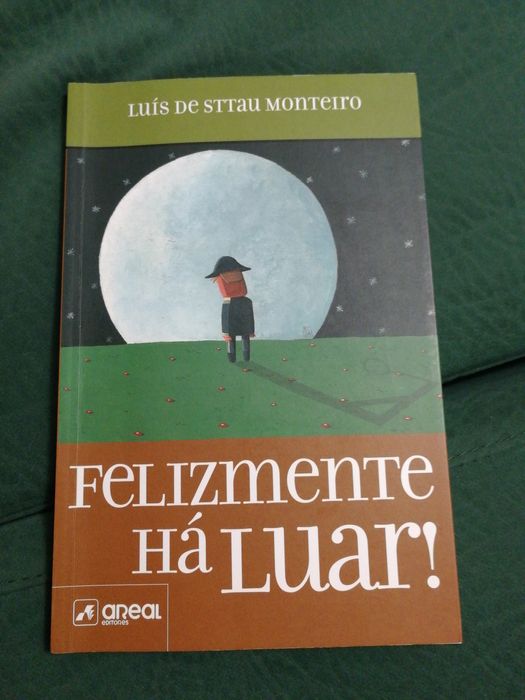 Livro "Felizmente Há Luar" de Luís de Sttau Monteiro