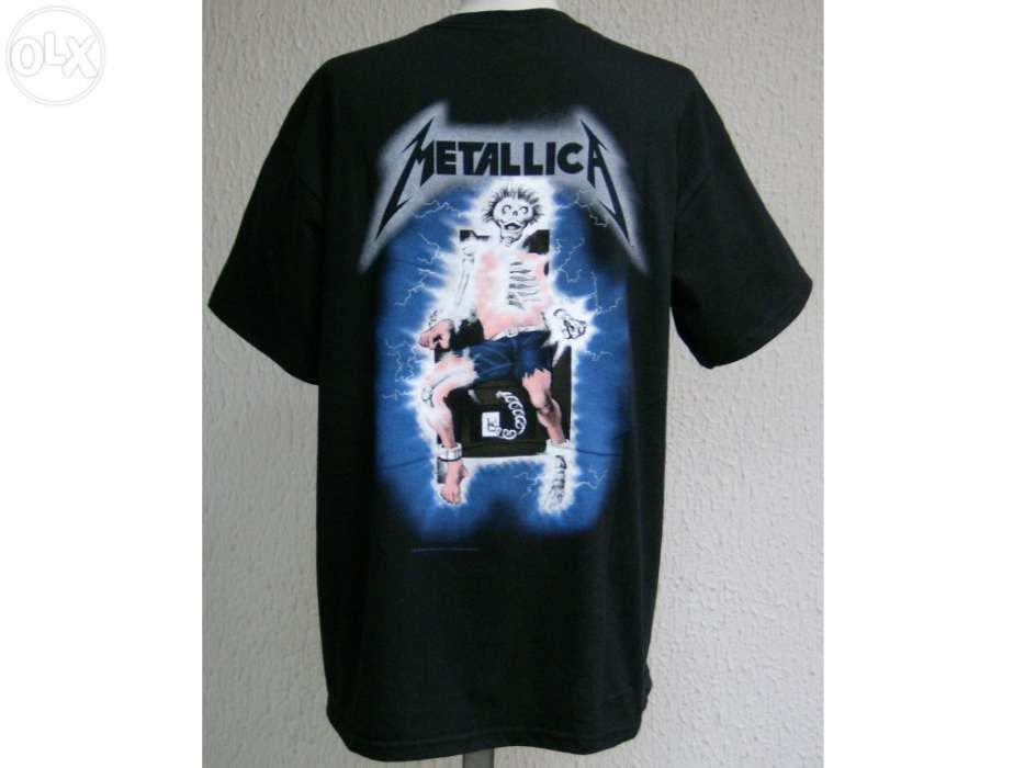 METALLICA CDs Bandeiras Tshirts Posters Postais Etc Também vendo sepa