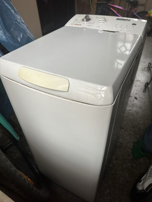Продам стару пральну машину Bosch maxx 6 вертикальна