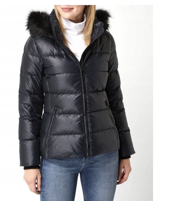 Zimowa kurtka Calvin Klein .