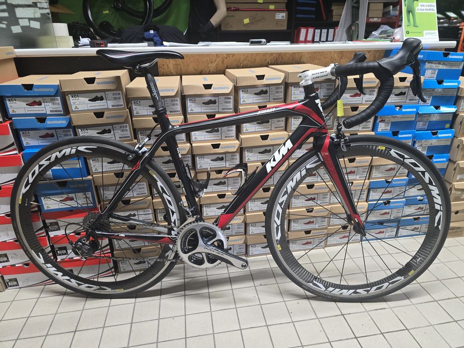 Ktm com dura ace e rodas mavic carbono