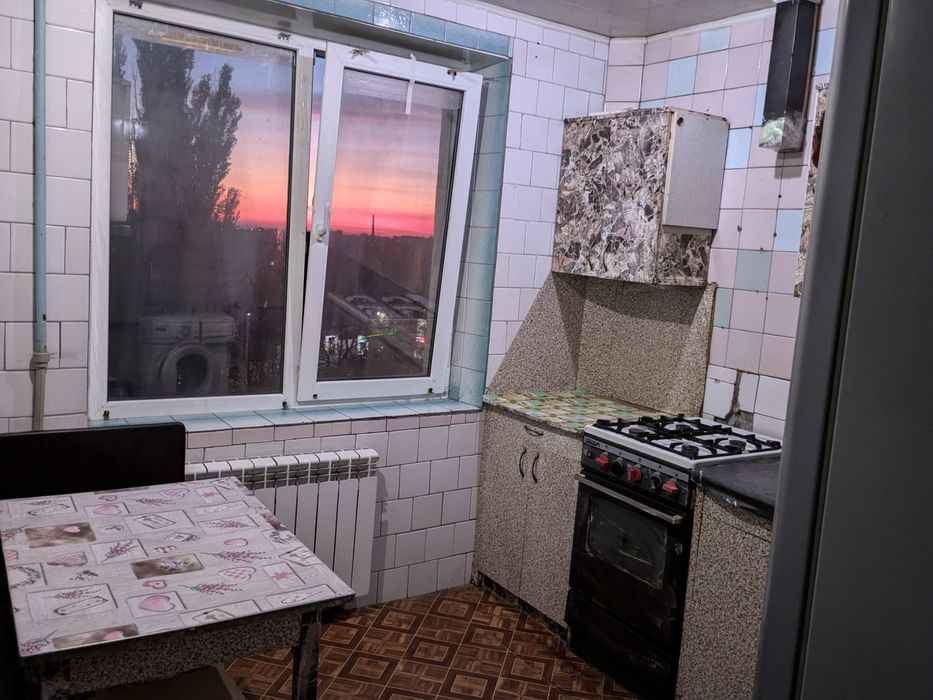 Оренда 3 кімн. Дніпро Тополь 3 буд.30